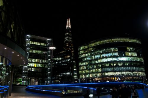 shard night city