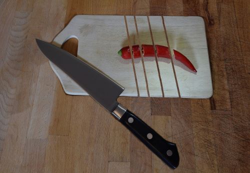 sharp wood knife