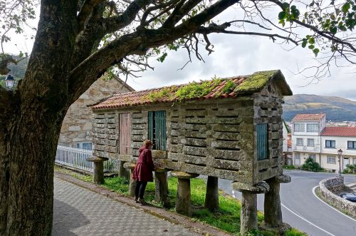 shed spain dry house