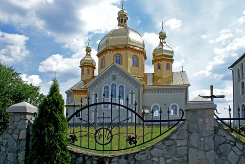 shehyni  ukraine  dome
