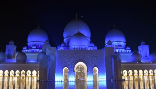sheikh zayed mosque abhu dhabi tourism