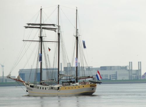 ship sailing vessel old
