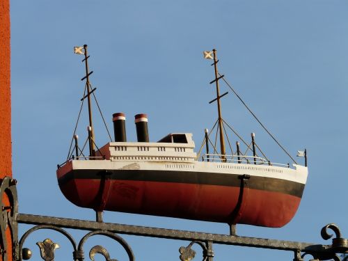 ship steamer cruise ship