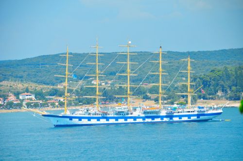 ship croatia sea