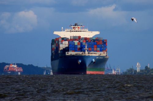 ship container elbe