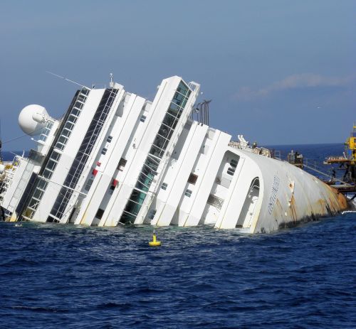 ship passenger ship wreck