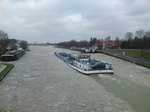 ship channel ice