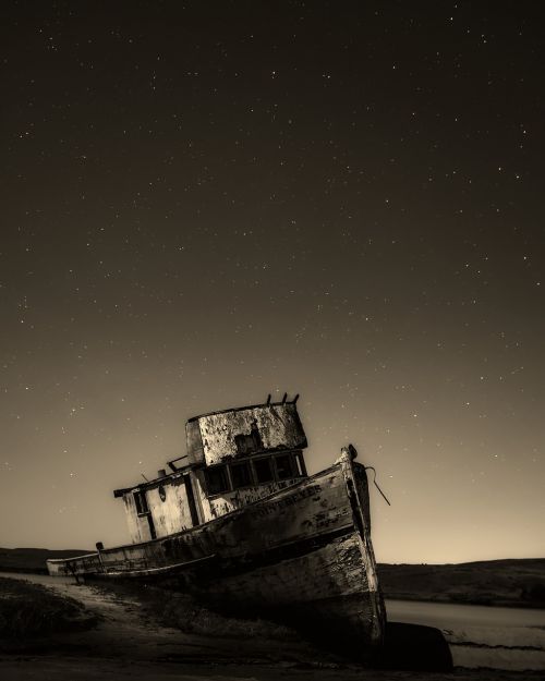 ship shipwreck old