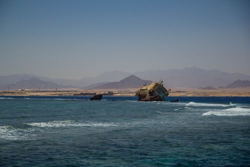 ship shoal shipwreck