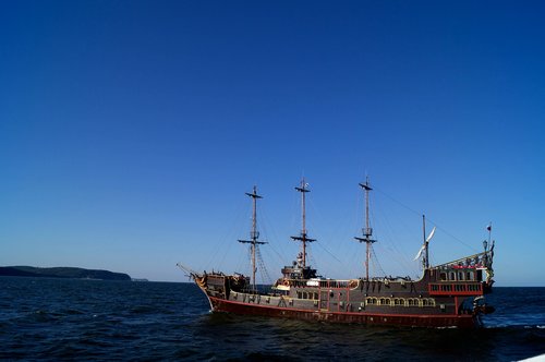 ship  sea  expedition