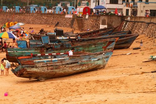 ship old beach