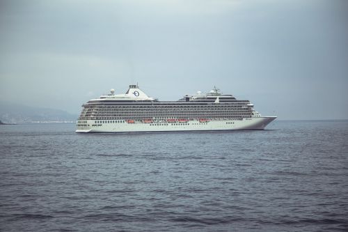 ship cruise cruiser