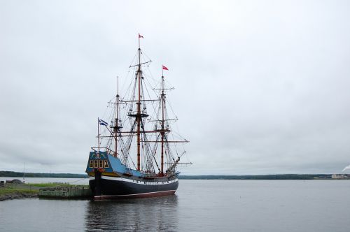 ship historical sea