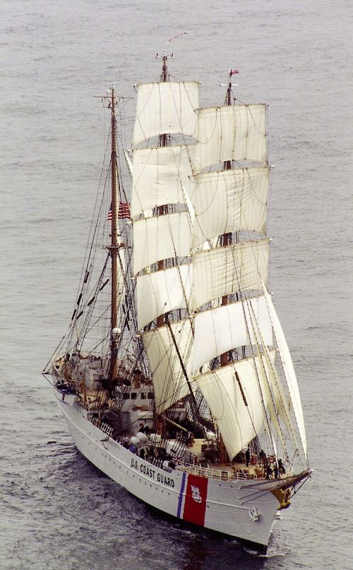 ship cutter three masted