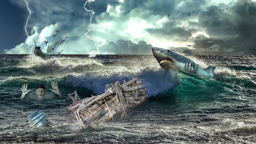 ship sinking  forward  flash
