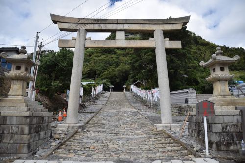 shire entrance shimizu japan