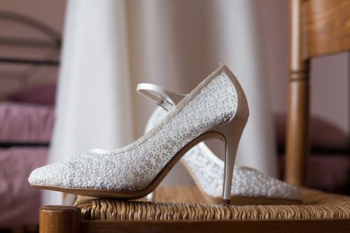 shoe bride wedding