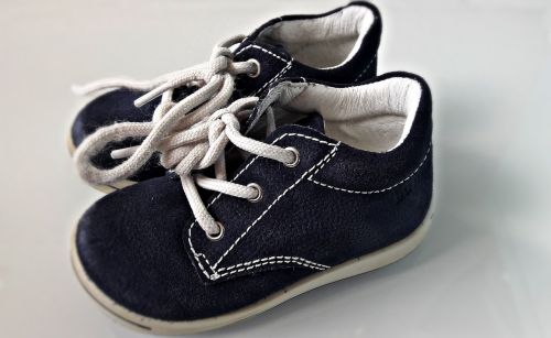shoes child small