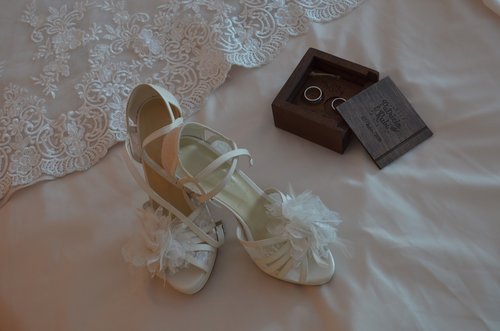 shoes  wedding  rings