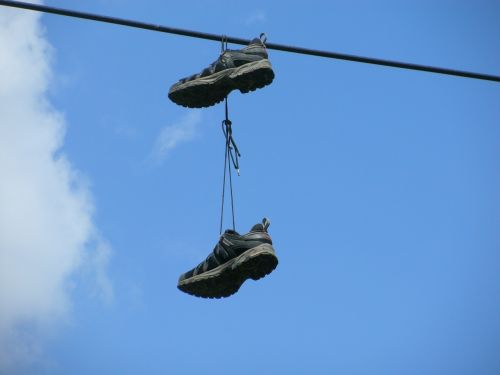 shoes jog high voltage