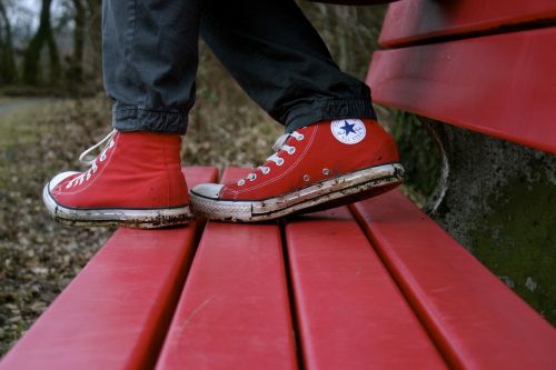 shoes converse red