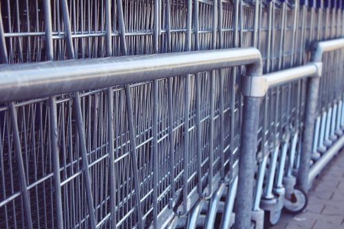 shopping cart arrangement supermarket