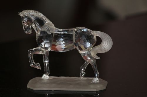 showpiece horse crystal