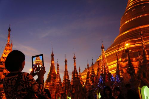 shwedagon pagoda golden ipad
