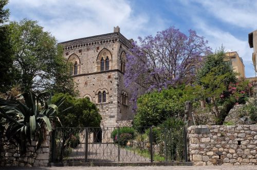 sicily taormina jacaranda