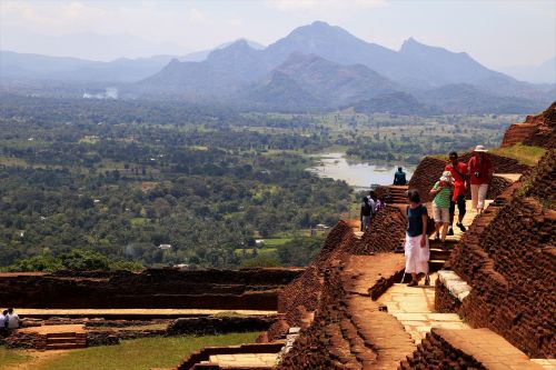 sigiriya sri lanka mountain