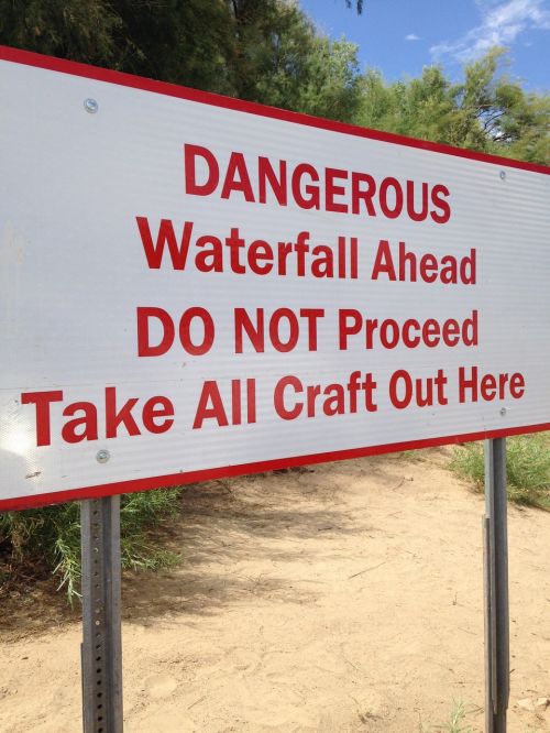 sign water danger