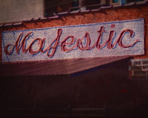 sign majestic bar