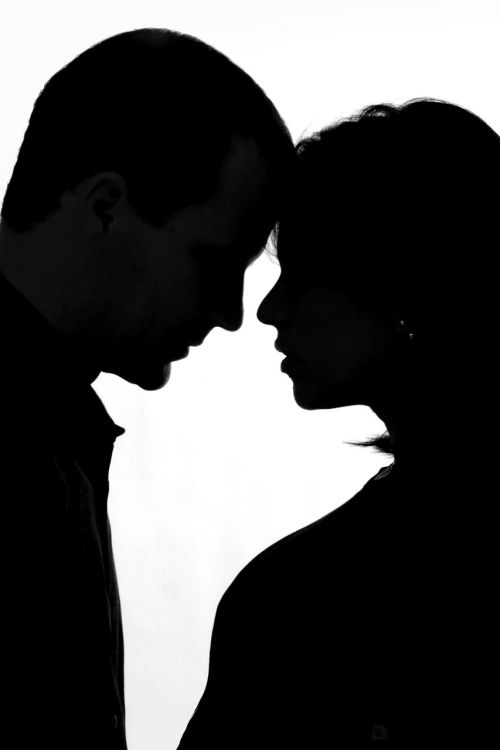 silhouette couple love