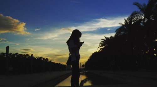 silhouette portrait beach