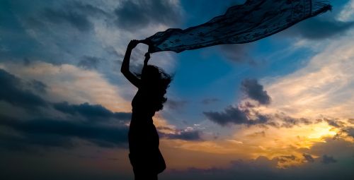 silhouette sunset woman