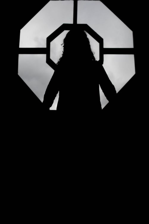 silhouette girl model