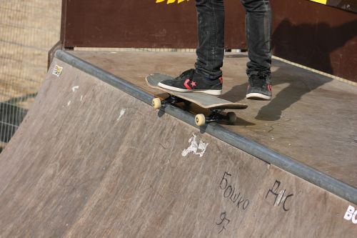 skate skateboard extreme