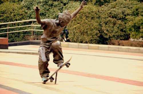 Skateboard Statue