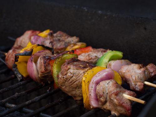 skewer meat vegetables