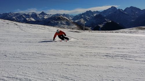 ski skiing mountains