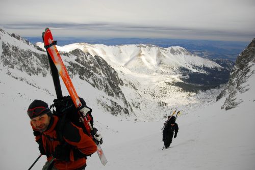 ski ski mountaineering mountains