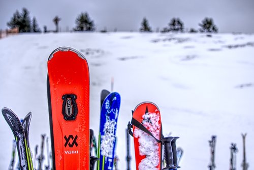 ski  sport  leisure