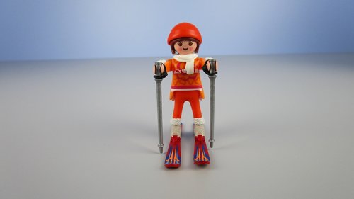 skier  playmobil  miniature