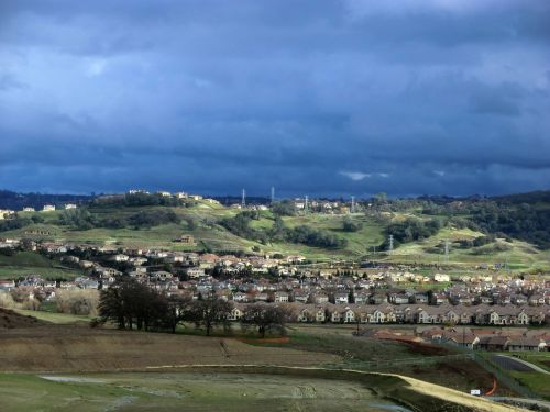 Skies Over Folsom 907