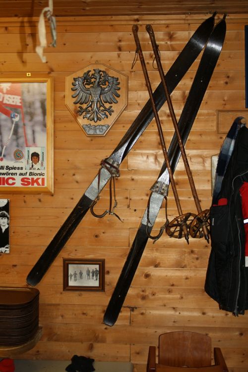 skiing antiquity café