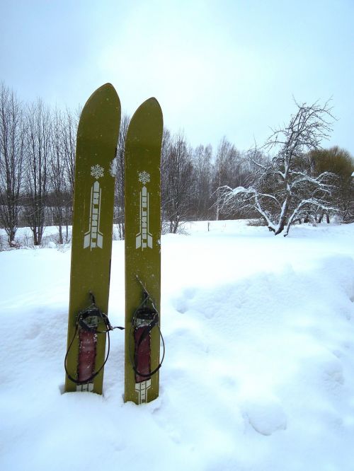 skis snow winter