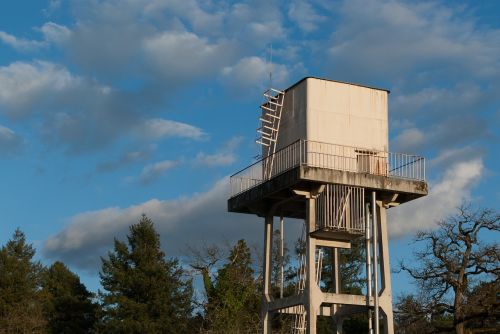 sky architecture outdoor