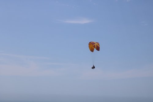 sky  parachute  outdoor