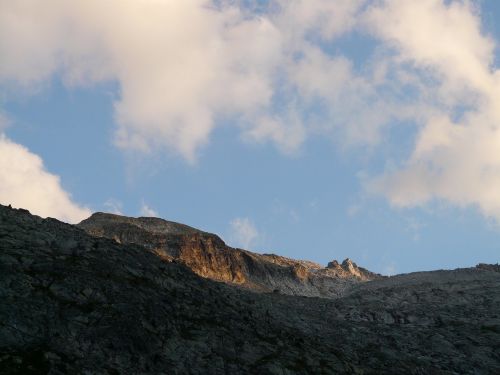 sky mountain clouds