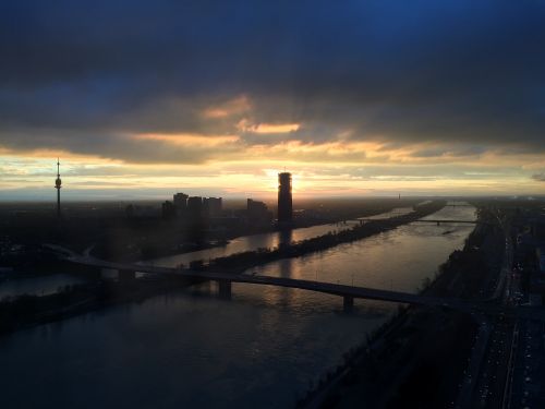 skyline sunrise vienna